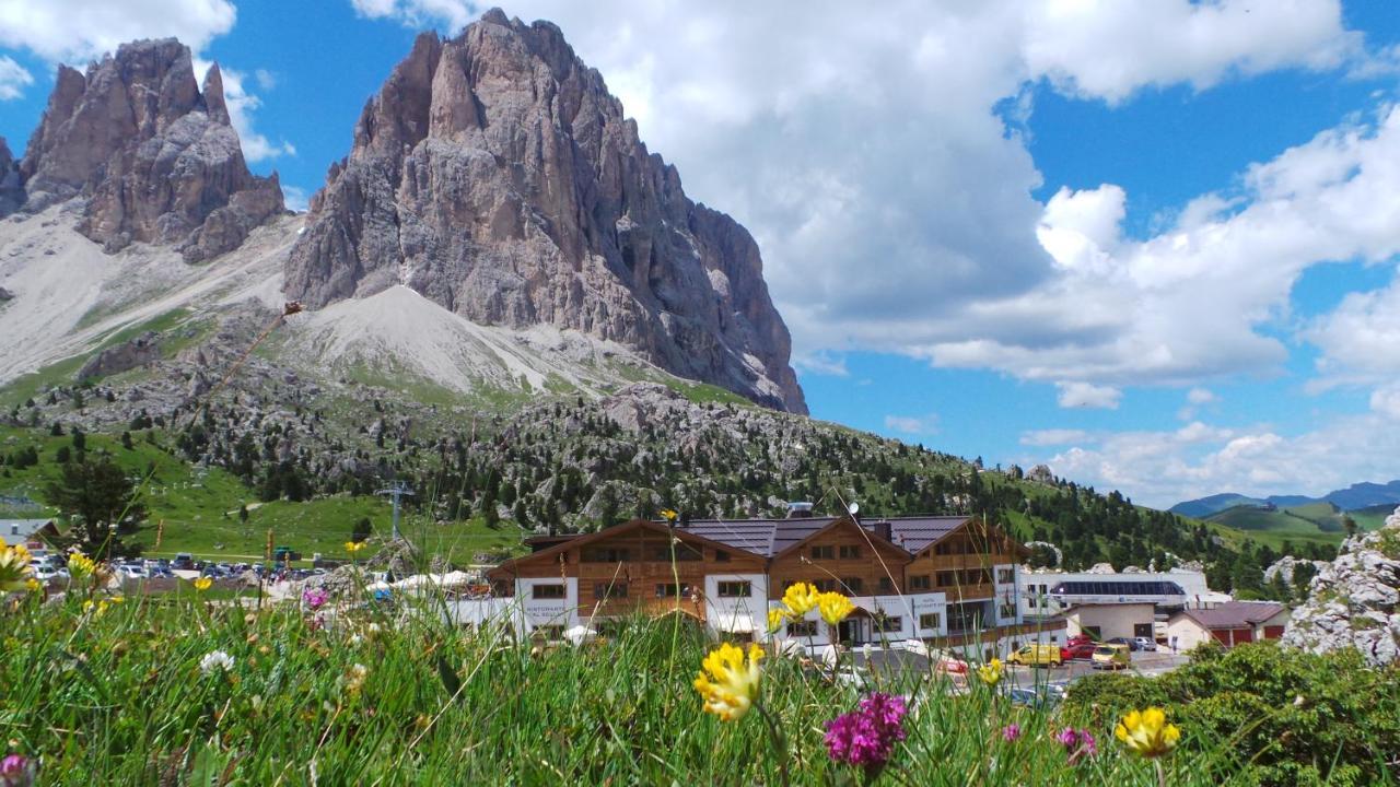 Passo Sella Dolomiti Mountain Resort Selva di Val Gardena Luaran gambar