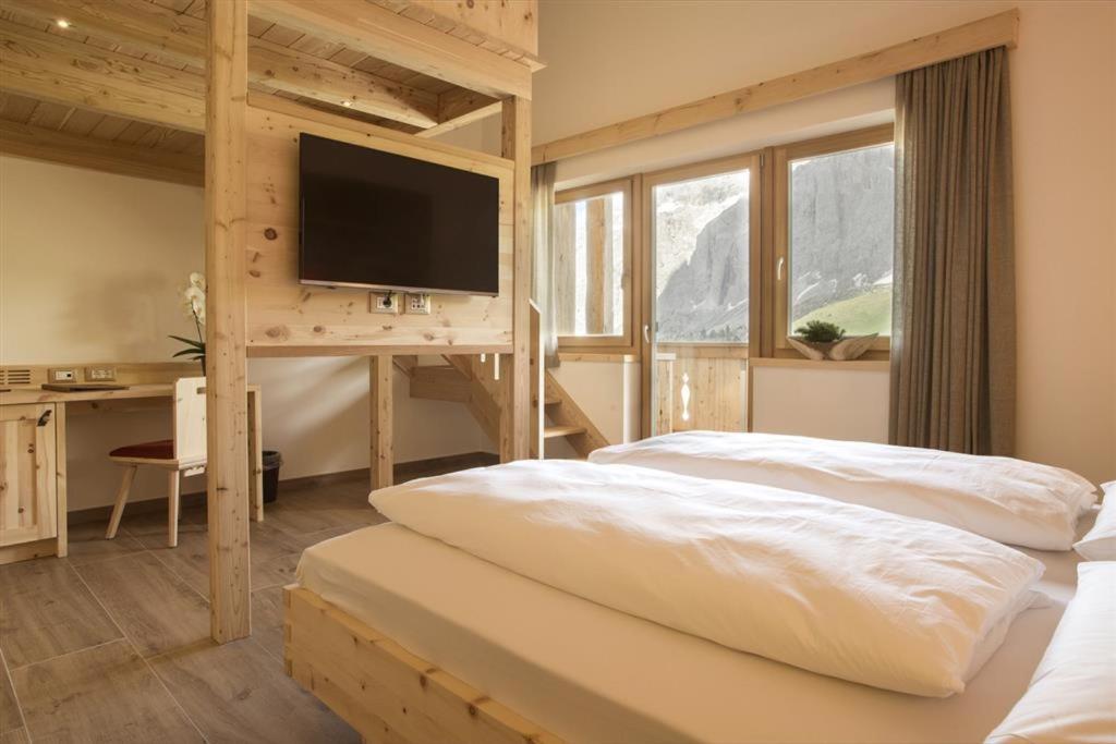 Passo Sella Dolomiti Mountain Resort Selva di Val Gardena Luaran gambar