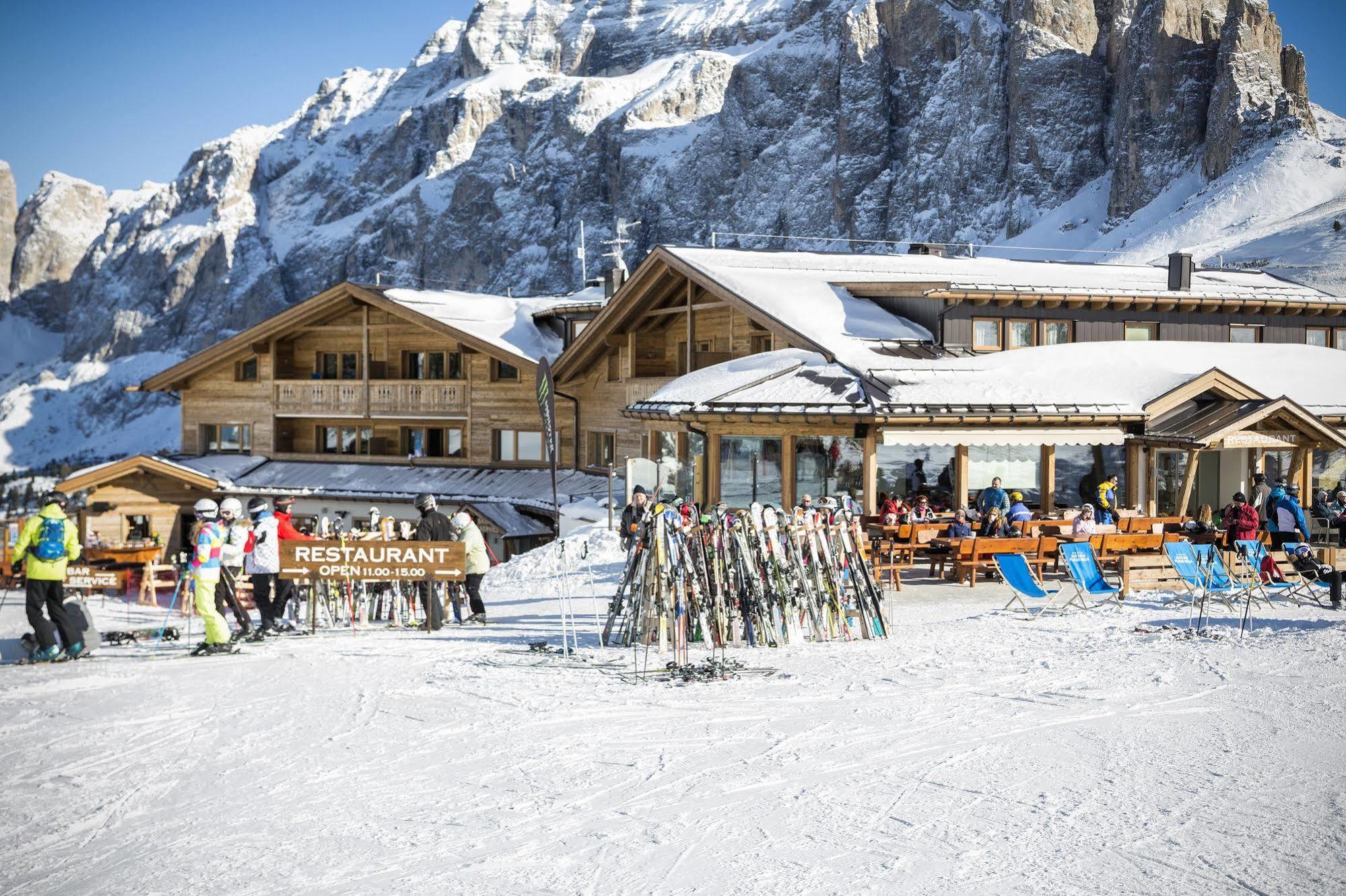 Passo Sella Dolomiti Mountain Resort Selva di Val Gardena Luaran gambar